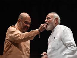 OPINION: 1982 में हुई पहली मुलाकात और भारतीय राजनीति में ऐसे जोड़ी नंबर 1  बन गए मोदी-शाह - News18 हिंदी