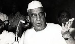 Chaudhary Charan Singh Birth Anniversary: जब किसानों ने 77वें जन्मदिन पर  दिए थे 77 लाख रुपये, रचा था इतिहास | Chaudhary charan singh birth  anniversary when farmers gifted him rs 77 lakh